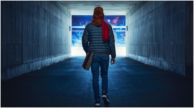 What to Wear to a Hockey Game If It's an Outdoor Match?